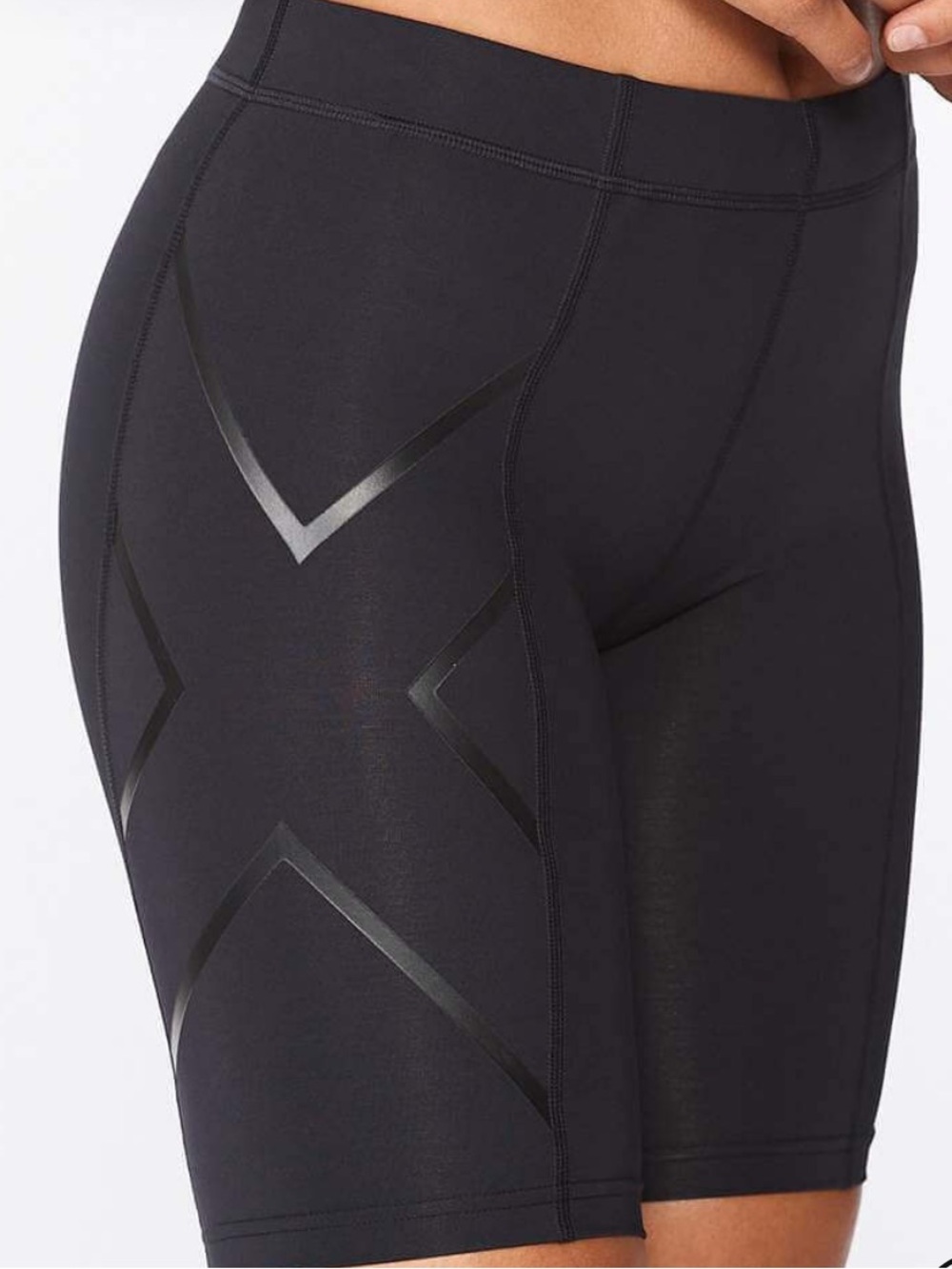 NWT 2XU Black Core Compression Shorts Women’s Size M